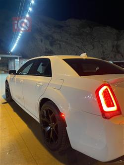 كرايسلر 300